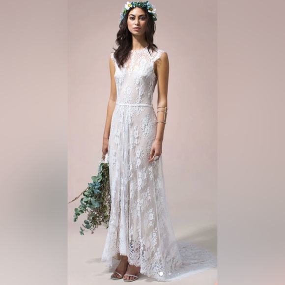 Rue de Seine Ivy Gown in White - Picture 3 of 5